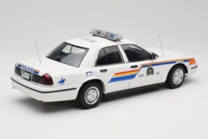 Ford Crown Victoria RCMP Police Car AUTOart 1:18 72706 Metal - imagen 3 de 8