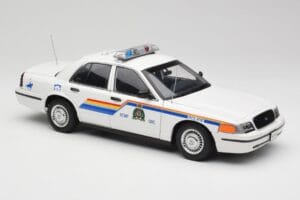 Ford Crown Victoria RCMP Police Car AUTOart 1:18 72706 Metal - imagen 6 de 8