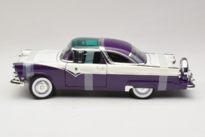 Ford Crown Victoria Blanco Morado Road Signature 1:18 92138-P1 Metal - imagen 3 de 6