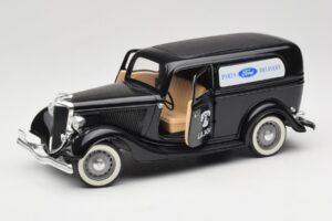 Ford Delivery Truck Ford Parts Negro Solido 1:18 8417 Metal - imagen 3 de 8