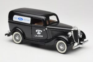 Ford Delivery Truck Ford Parts Negro Solido 1:18 8417 Metal - imagen 6 de 8