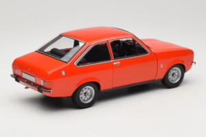 Ford Escort Mk2 Naranja Minichamps 1:18 150085100 Metal - imagen 3 de 8