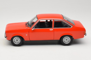 Ford Escort Mk2 Naranja Minichamps 1:18 150085100 Metal - imagen 4 de 8