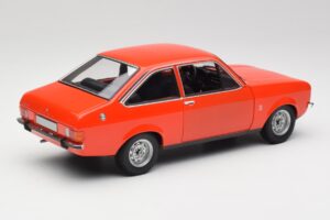 Ford Escort Mk2 Signal Orange Minichamps 1:18 150084100 Metal - imagen 3 de 8