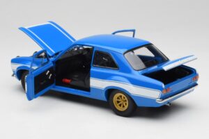 Ford Escort Mk1 RS 1600 Azul Blanco Franjas Minichamps 1:18 100688102 Metal - imagen 5 de 8