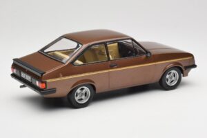 Ford Escort Mk2 RS 2000 Brown Metallic MCG 1:18 MCG18530 Metal - imagen 2 de 6