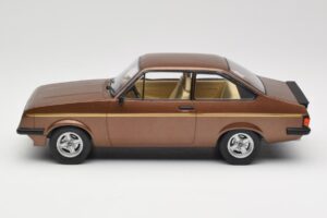 Ford Escort Mk2 RS 2000 Brown Metallic MCG 1:18 MCG18530 Metal - imagen 3 de 6