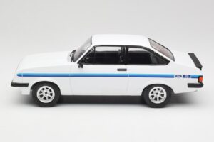 Ford Escort Mk2 RS 2000 Blanco MCG 1:18 MCG18439 Metal - imagen 3 de 6