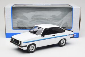 Ford Escort Mk2 RS 2000 Blanco MCG 1:18 MCG18439 Metal - imagen 6 de 6