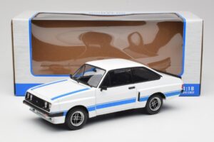 Ford Escort Mk2 RS 2000 X-Pack Diamond Blanco & Azul Stripe MCG 1:18 MCG18350 Metal - imagen 6 de 6