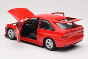 Ford Escort Mk5 RS Cosworth Rojo UT Models 1:18 180082102 Metal - imagen 5 de 8