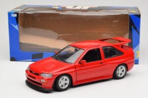 Ford Escort Mk5 RS Cosworth Rojo UT Models 1:18 180082102 Metal - imagen 8 de 8