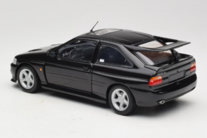 Ford Escort RS Cosworth Black Metallic Minichamps 1:18 150089020 Metal - imagen 7 de 8