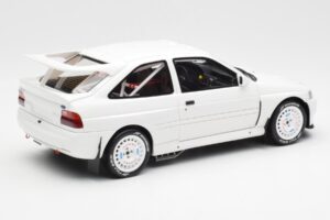 Ford Escort RS Cosworth Group A Blanco Otto 1:18 OT1025 Resina - imagen 2 de 6