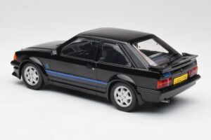 Ford Escort RS Turbo Coche Privado Princesa Diana Negro MCG 1:18 MCG18420 Metal - imagen 5 de 6