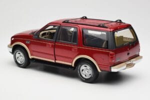 Ford Expedition Eddie Bauer Rojo Metalizado UT Models 1:18 22711 Metal - imagen 7 de 8