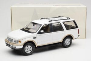 Ford Expedition Eddie Bauer Blanco UT Models 1:18 22712 Metal - imagen 8 de 8
