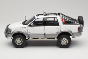 Ford Expedition Himalaya White AUTOart 1:18 72781 Metal - imagen 4 de 8