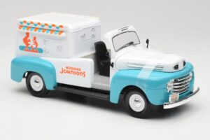 Ford F-1 Howard Johnson's Ice Cream Road Signature 1:18 92229 Metal - imagen 4 de 6