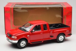 Ford F-150 Flareside SuperCab Rojo Mira 1:18 6217 Metal - imagen 8 de 8