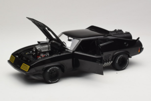 Ford Falcon XB Interceptor Mad Max 2 The Road Warrior AUTOart 1:18 72745 Metal - imagen 2 de 8