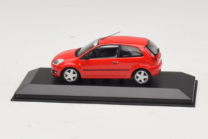 Ford Fiesta Mk5 2-Door Rojo Minichamps 1:43 FIESTA004 Metal