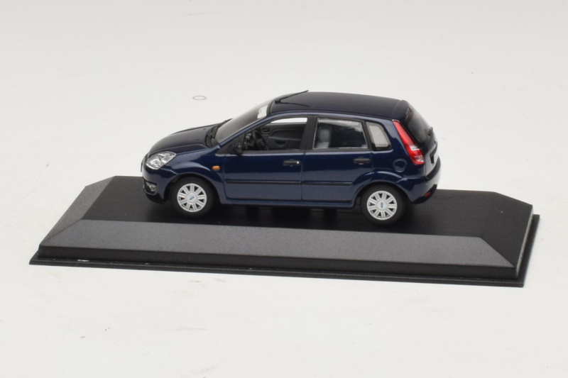 Ford Fiesta Mk5 4-Door Azul Oscuro Minichamps 1:43 FIESTA001 Metal