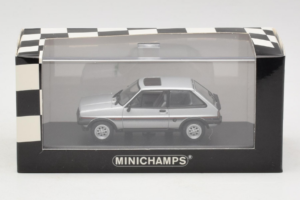Ford Fiesta XR2 Plateado Minichamps 1:43 400085160 Metal - imagen 4 de 4