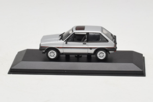 Ford Fiesta XR2 Plateado Minichamps 1:43 400085160 Metal
