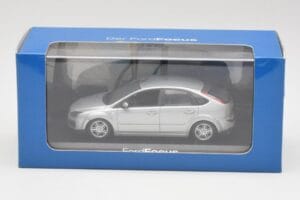 Ford Focus Mk2 Moondust Plata Minichamps 1:43 FOCUS002 Metal - imagen 4 de 4
