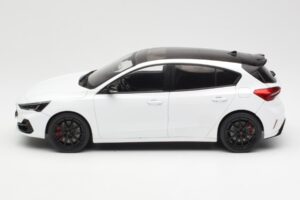 Ford Focus ST Mk4 Frozen Blanco MCG 1:18 MCG18453 Metal - imagen 3 de 6