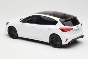 Ford Focus ST Mk4 Frozen Blanco MCG 1:18 MCG18453 Metal - imagen 5 de 6