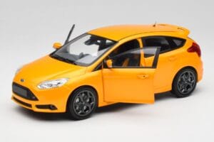 Ford Focus ST Mk2 Tangerine Scream Minichamps 1:18 110082005 Metal - imagen 2 de 8
