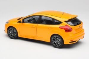 Ford Focus ST Mk2 Tangerine Scream Minichamps 1:18 110082005 Metal - imagen 7 de 8