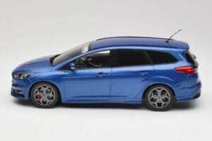 Ford Focus ST Turnier Mk3 Azul MCG 1:18 MCG18465 Metal - imagen 3 de 6