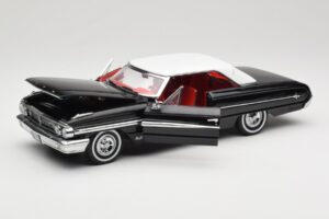 Ford Galaxie 500 Negro Sun Star 1:18 1442 Metal - imagen 2 de 8