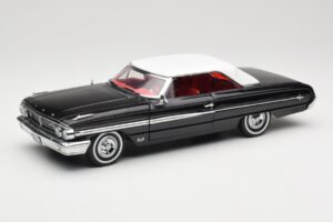 Ford Galaxie 500 Negro Sun Star 1:18 1442 Metal