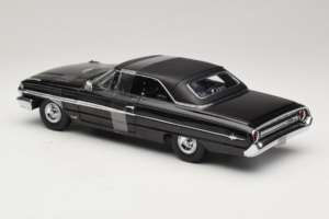 Ford Galaxie 500 Men in Black 3 Movie GreenLight 1:18 15301 Metal - imagen 5 de 6