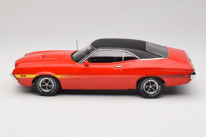 Ford Gran Torino Sport Rojo IXO 1:18 18CMC263 Metal - imagen 3 de 6