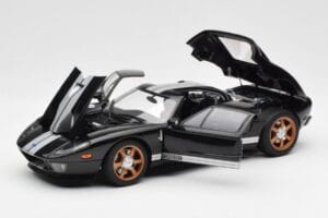 Ford GT Negro Con Franjas Blancas AUTOart 1:18 73023 Metal - imagen 2 de 8