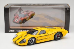 Ford GT40 Mk IV Amarillo 1967 Shelby Collectibles 1:18 31414S Metal - imagen 8 de 8
