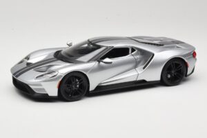 Ford GT Plata Maisto 1:18 31384 Metal