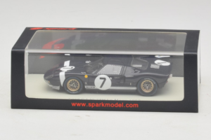 Ford GT40 Mk I #7 B. Bondurant / U. Maglioli 24 Hours of Le Mans 1965 Spark 1:43 S4536 Resina - imagen 4 de 4