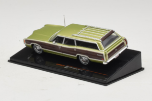 Ford LTD Country Squire Green Bronze IXO 1:43 CLC608N Metal - imagen 3 de 5