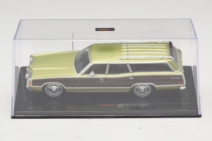 Ford LTD Country Squire Green Bronze IXO 1:43 CLC608N Metal - imagen 4 de 5
