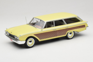 Ford Country Squire Amarillo MCG 1:18 MCG18048 Metal