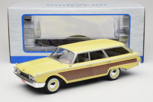 Ford Country Squire Amarillo MCG 1:18 MCG18048 Metal - imagen 6 de 6