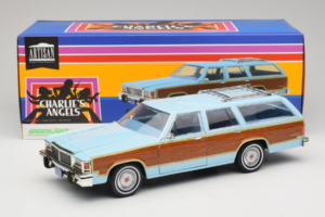 Ford LTD Country Squire Charlie's Angels Movie GreenLight 1:18 19066 Metal - imagen 8 de 8