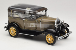 Ford Model A Tudor Chicle Drab Motor City 1:18 41003 Metal - imagen 4 de 6