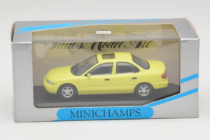 Ford Mondeo Mk1 Citrus Yellow Minichamps 1:43 MIN0821001 Metal - imagen 4 de 4